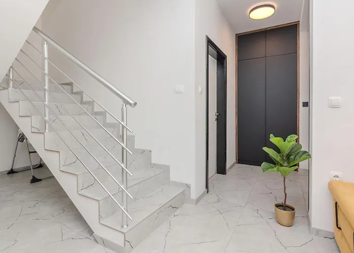 Dalmatia, New Modern With Swimming Pool Near Zadar * Posedarje