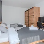 Dalmatia, New Modern With Swimming Pool Near Zadar بوسيدارجي
