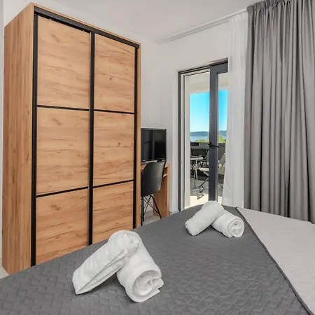 Dalmatia, New Modern With Swimming Pool Near Zadar فيلة بوسيدارجي