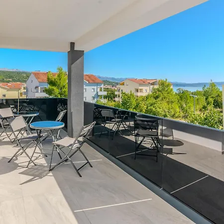 Dalmatia, New Modern With Swimming Pool Near Zadar *