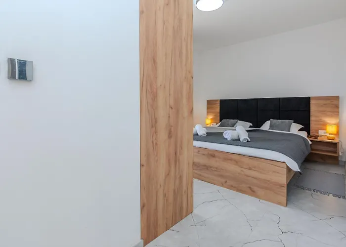 Dalmatia, New Modern With Swimming Pool Near Zadar *