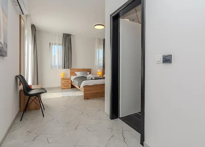Dalmatia, New Modern With Swimming Pool Near Zadar