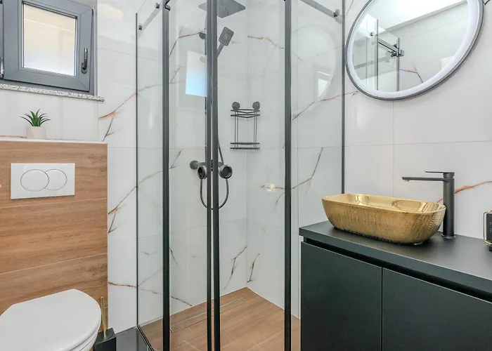 Dalmatia, New Modern With Swimming Pool Near Zadar Вилла Поседарье